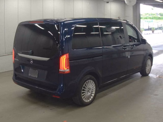 MERCEDES-BENZ V-CLASS