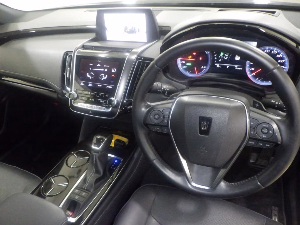 TOYOTA CROWN