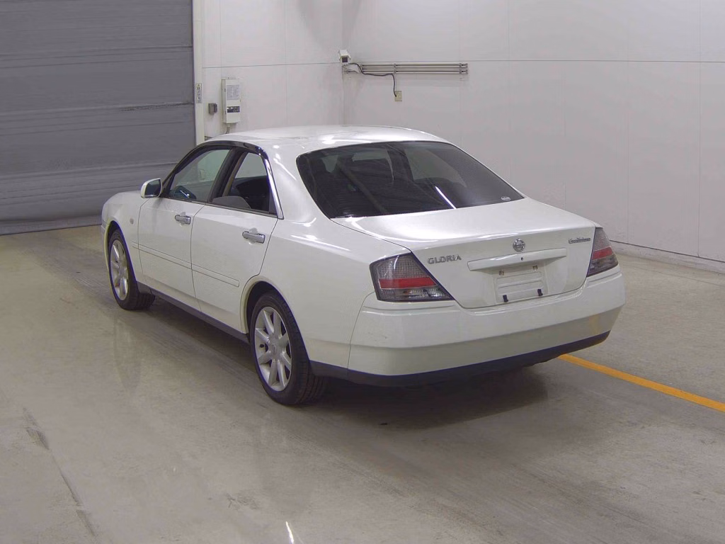 NISSAN GLORIA