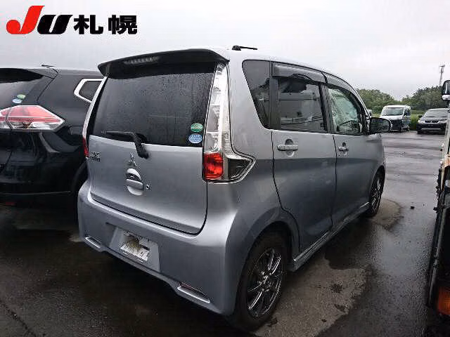 MITSUBISHI EK CUSTOM