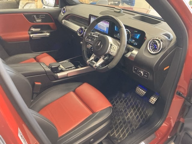 MERCEDES-BENZ GLB-CLASS