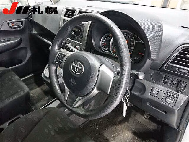 TOYOTA RACTIS