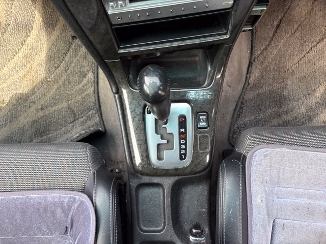 SUBARU LEGACY