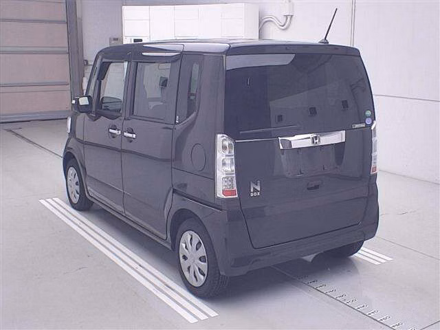 HONDA N-BOX