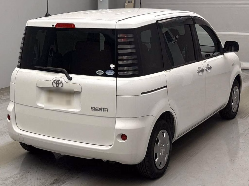 TOYOTA SIENTA