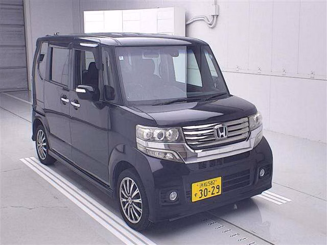 HONDA N-BOX