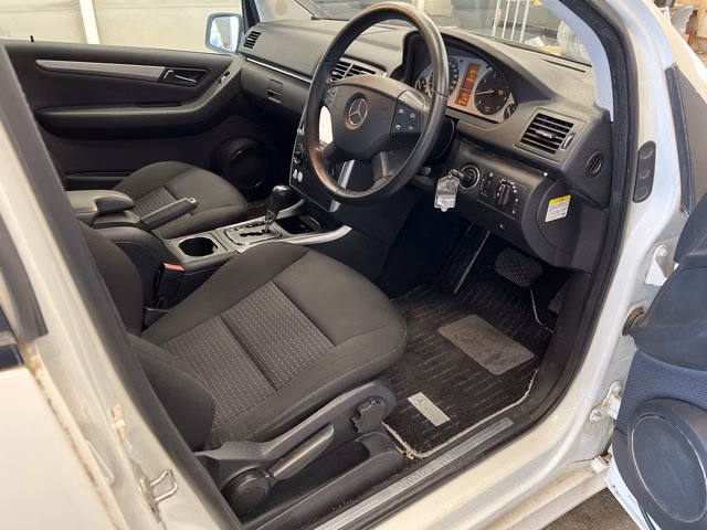 MERCEDES-BENZ B-CLASS