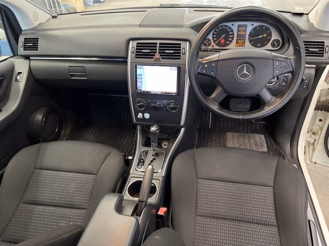 MERCEDES-BENZ B-CLASS