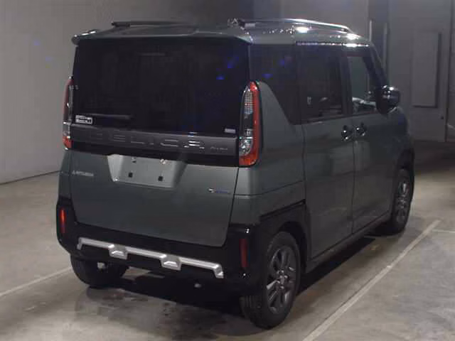 MITSUBISHI DELICA MINI