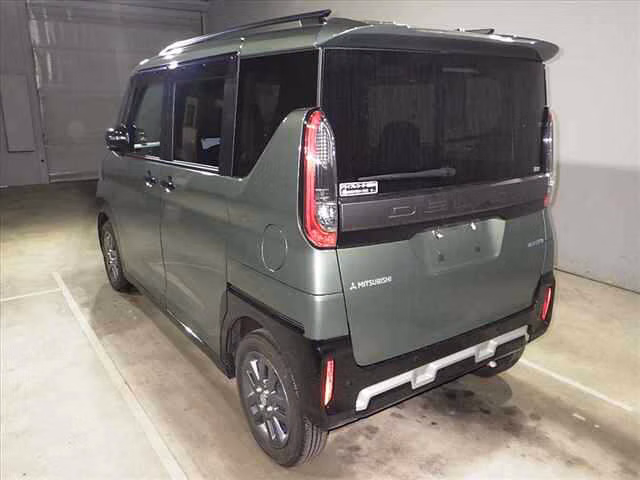MITSUBISHI DELICA MINI