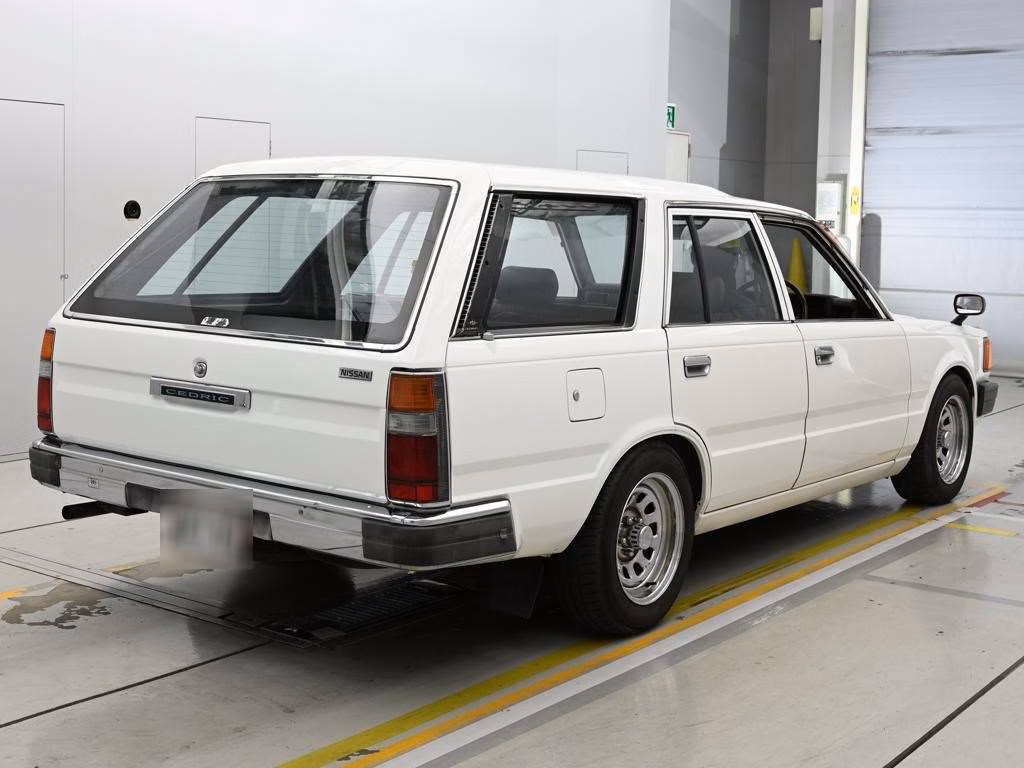 NISSAN CEDRIC