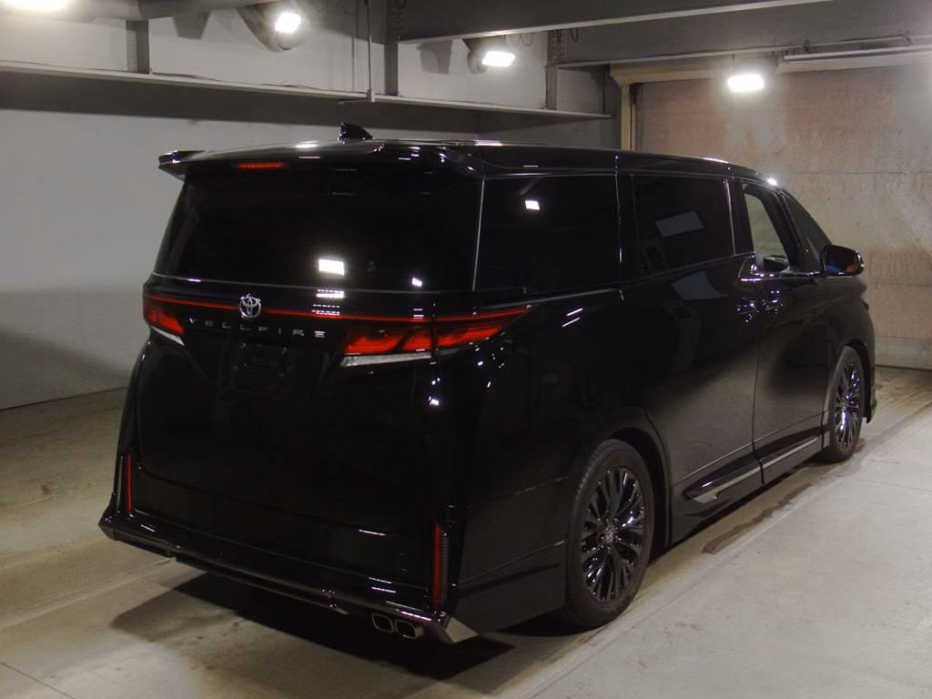 TOYOTA VELLFIRE
