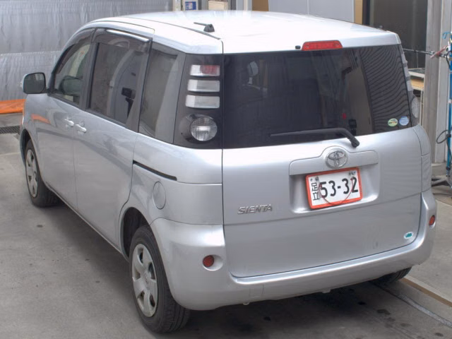TOYOTA SIENTA