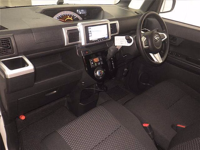 DAIHATSU WAKE