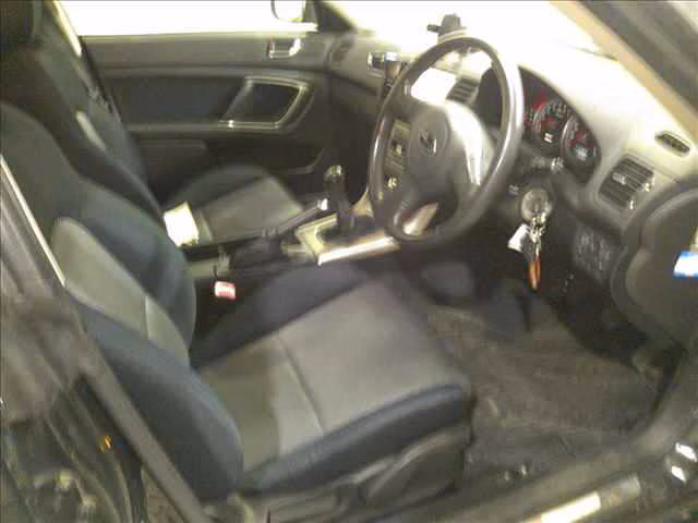 SUBARU LEGACY B4