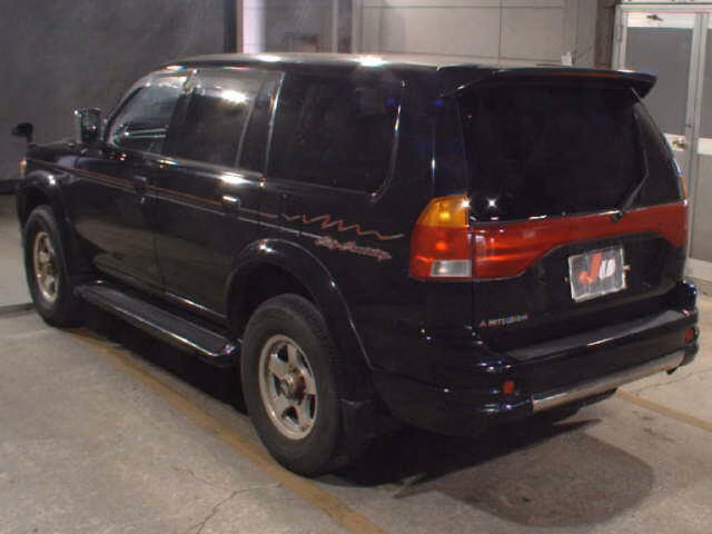 MITSUBISHI CHALLENGER