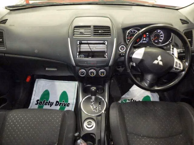 MITSUBISHI RVR