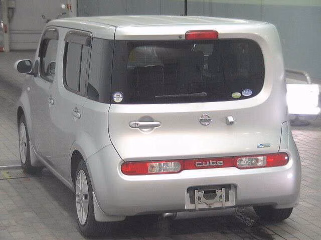 NISSAN CUBE