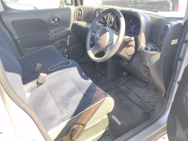 NISSAN CUBE