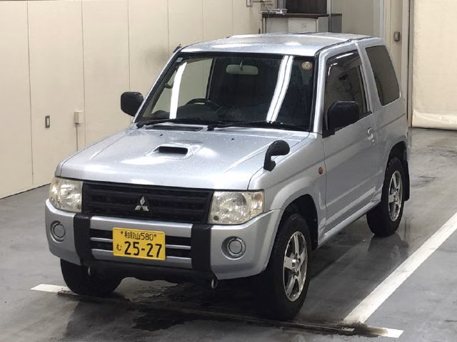 MITSUBISHI PAJERO MINI