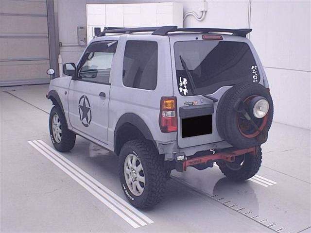 MITSUBISHI PAJERO MINI