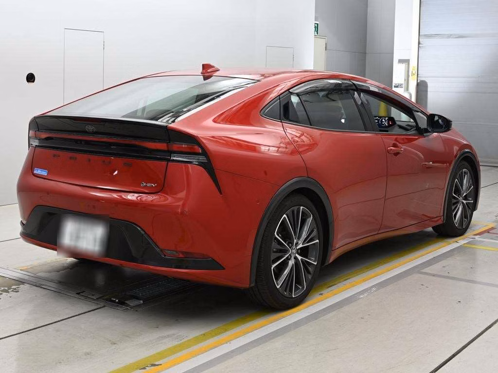 TOYOTA PRIUS