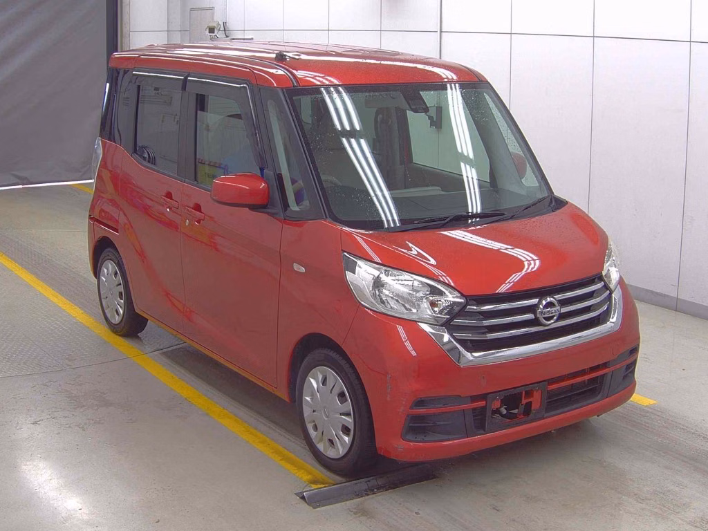 NISSAN DAYZ ROOX