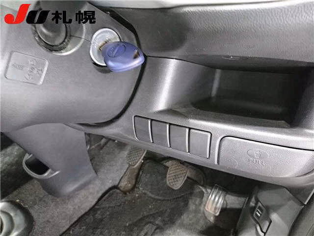 SUBARU R2