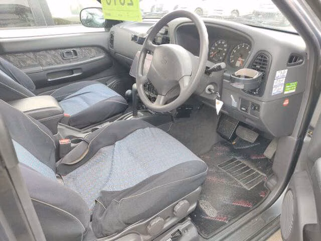 NISSAN TERRANO