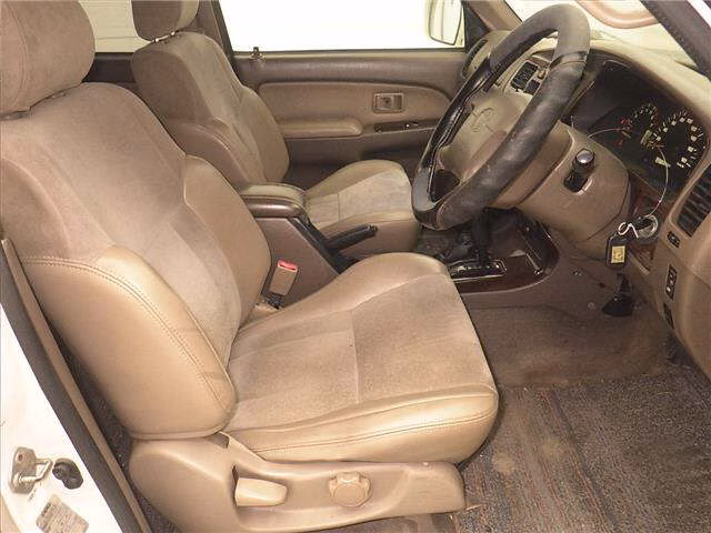 TOYOTA HILUX SURF
