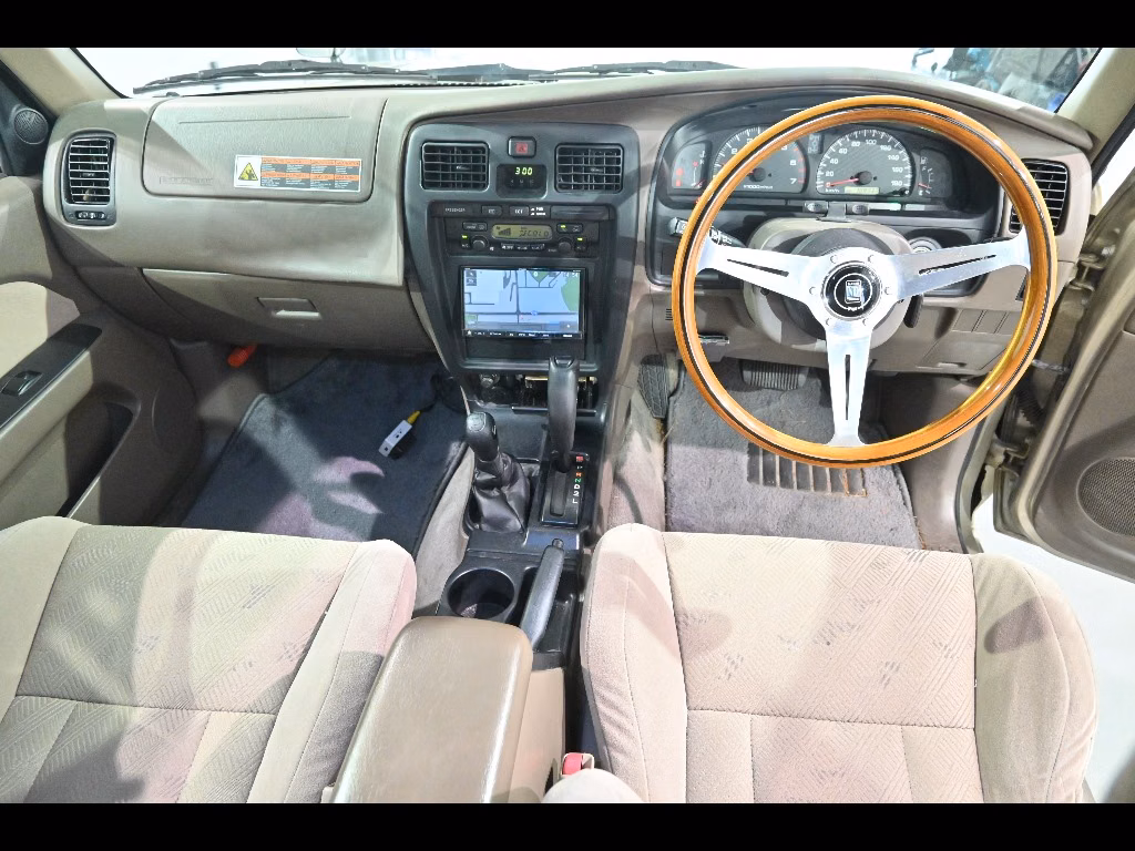 TOYOTA HILUX SURF