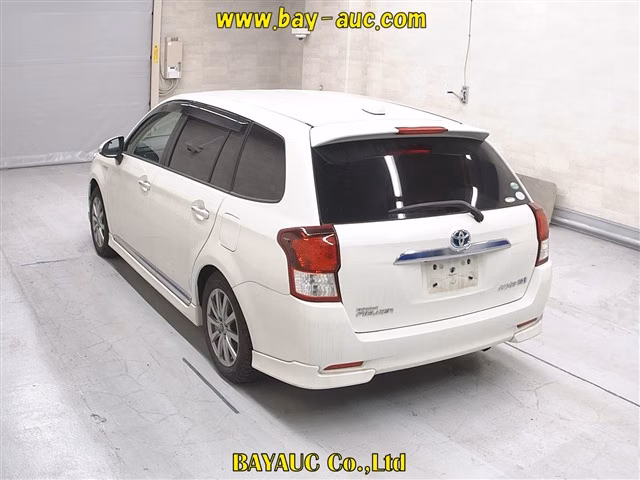 TOYOTA COROLLA FIELDER