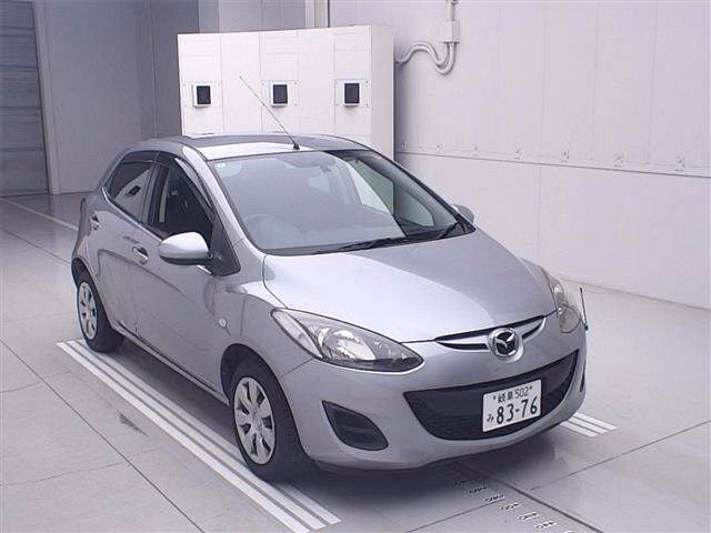 MAZDA DEMIO
