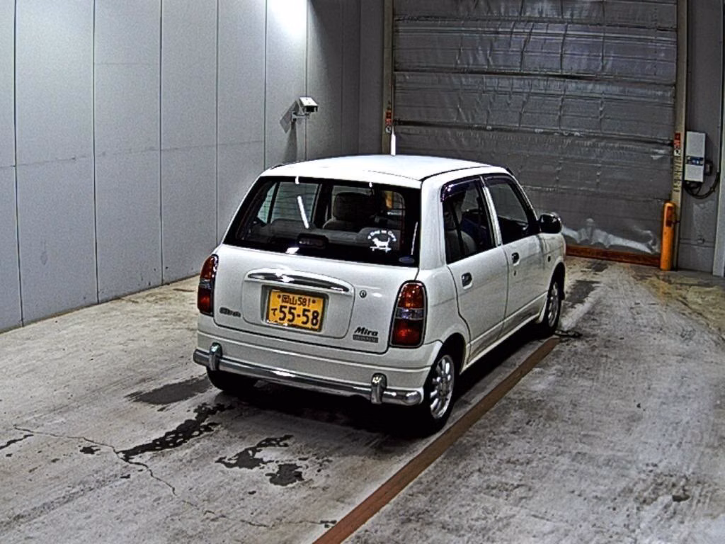 DAIHATSU MIRA GINO