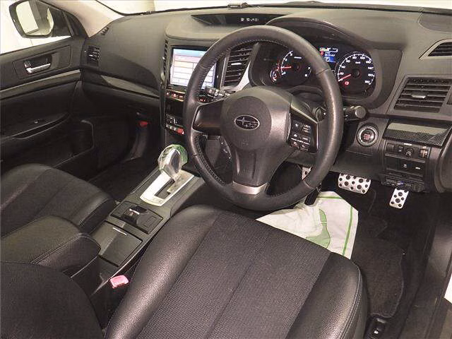 SUBARU LEGACY