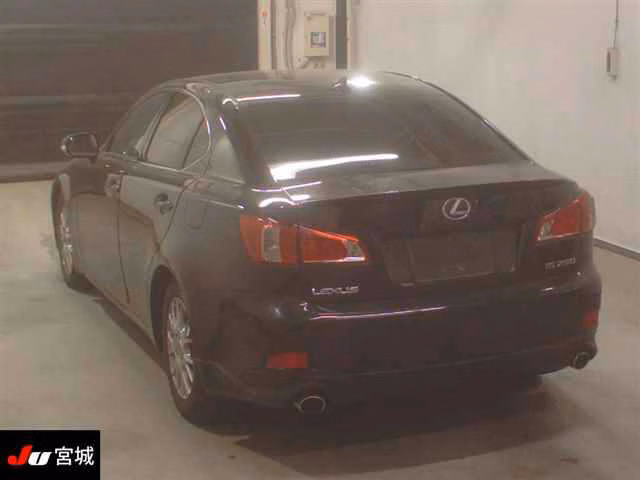 LEXUS IS250
