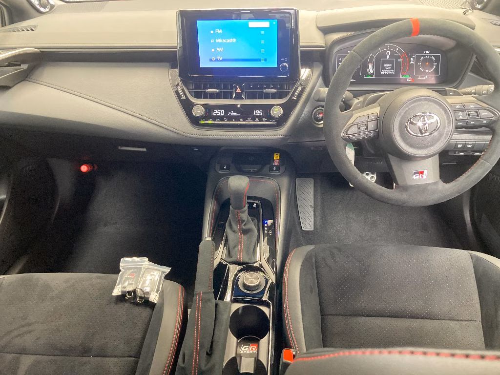 TOYOTA GR COROLLA
