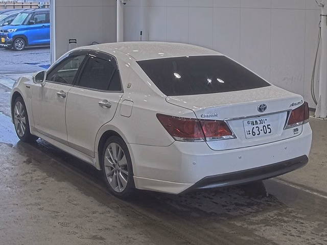 TOYOTA CROWN