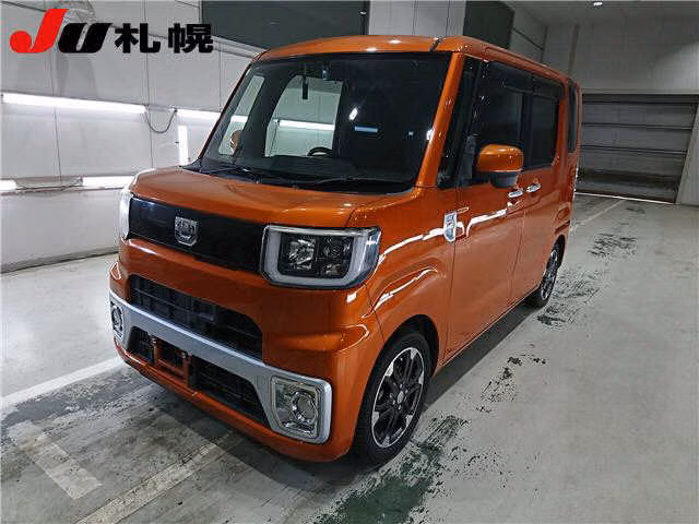 DAIHATSU WAKE
