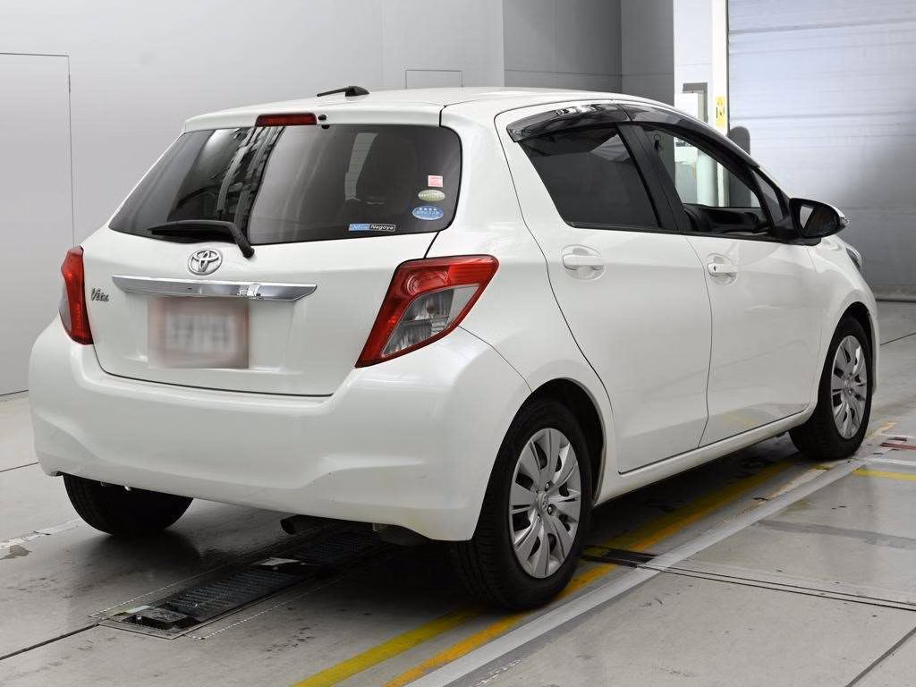 TOYOTA VITZ