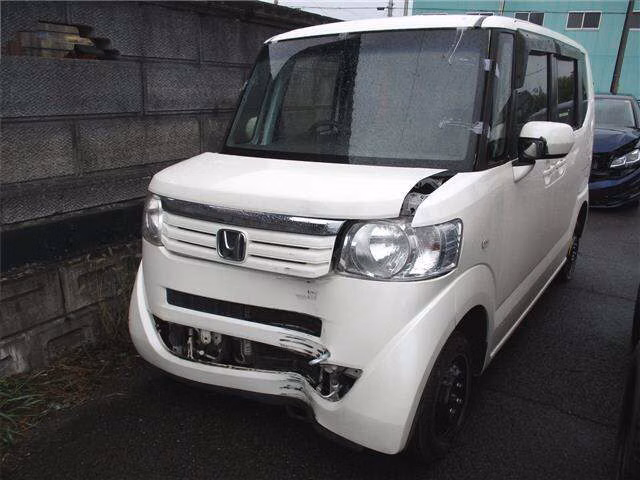HONDA N-BOX