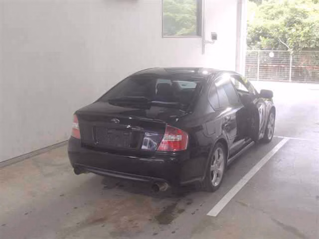 SUBARU LEGACY B4