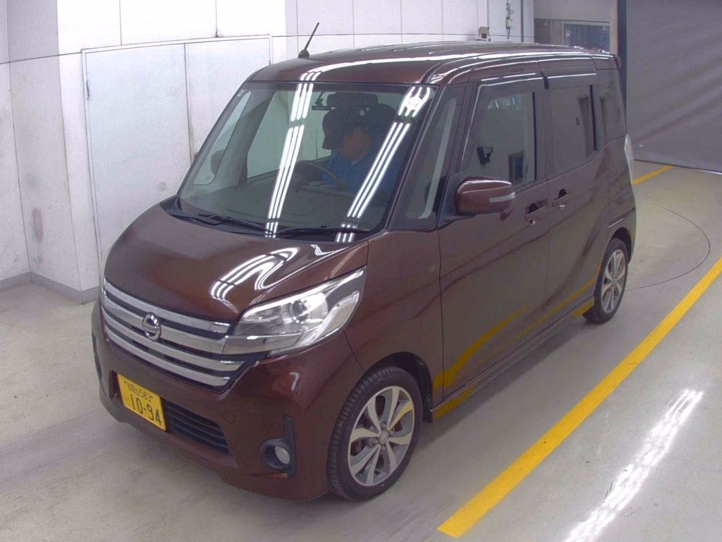 NISSAN DAYZ ROOX