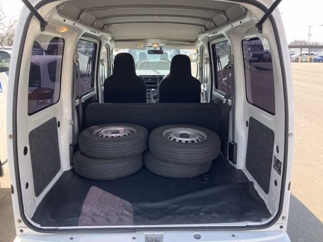 TOYOTA PIXIS VAN