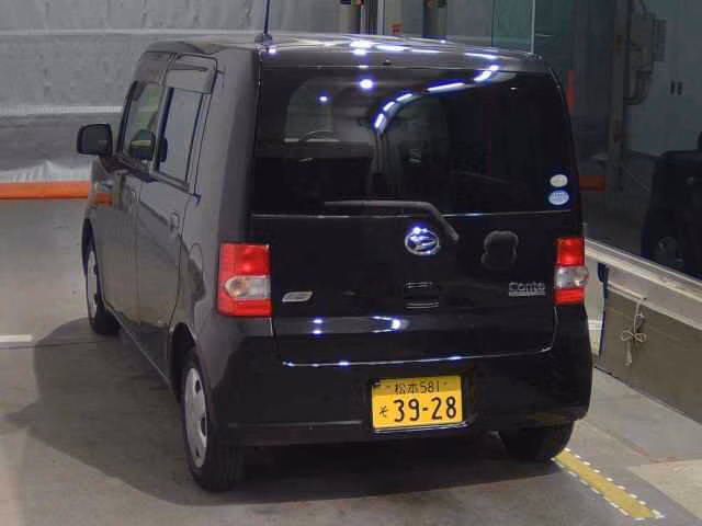 DAIHATSU MOVE CONTE