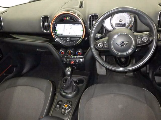 MINI CROSSOVER