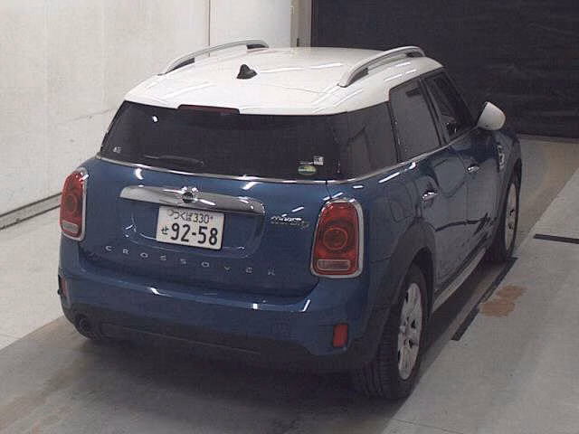 MINI CROSSOVER