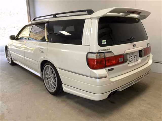 NISSAN STAGEA
