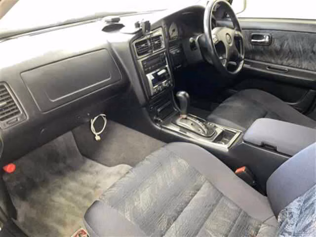 NISSAN STAGEA