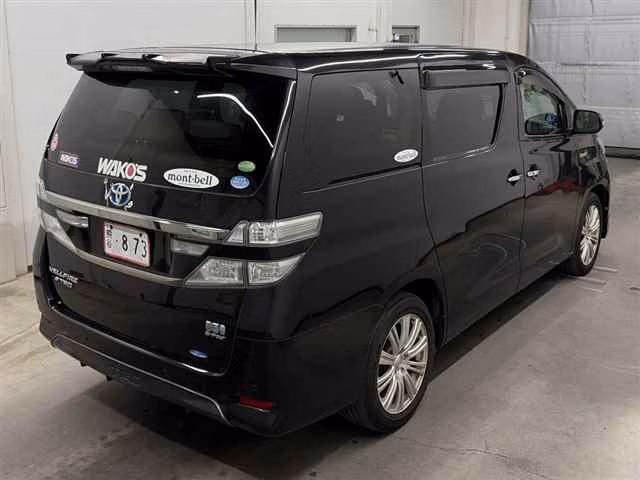 TOYOTA VELLFIRE
